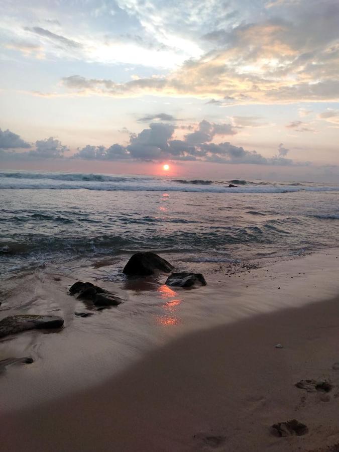Near Beach Rest อูนาวาตูนา ภายนอก รูปภาพ