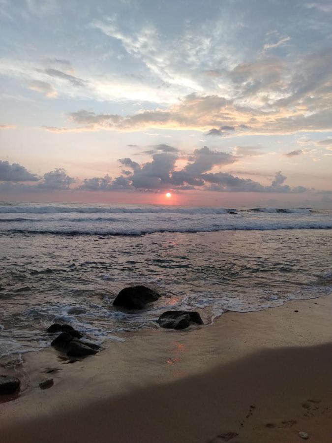 Near Beach Rest อูนาวาตูนา ภายนอก รูปภาพ
